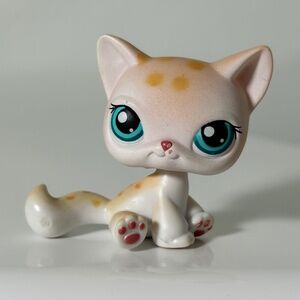 Littlest Pet Shop #224 Short Hair Siamese Cat (OA2)
